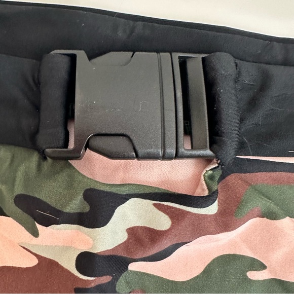 Womens High Rise Camouflage Swimsuit Bottoms with Buckle at Back - Picture 3 of 4